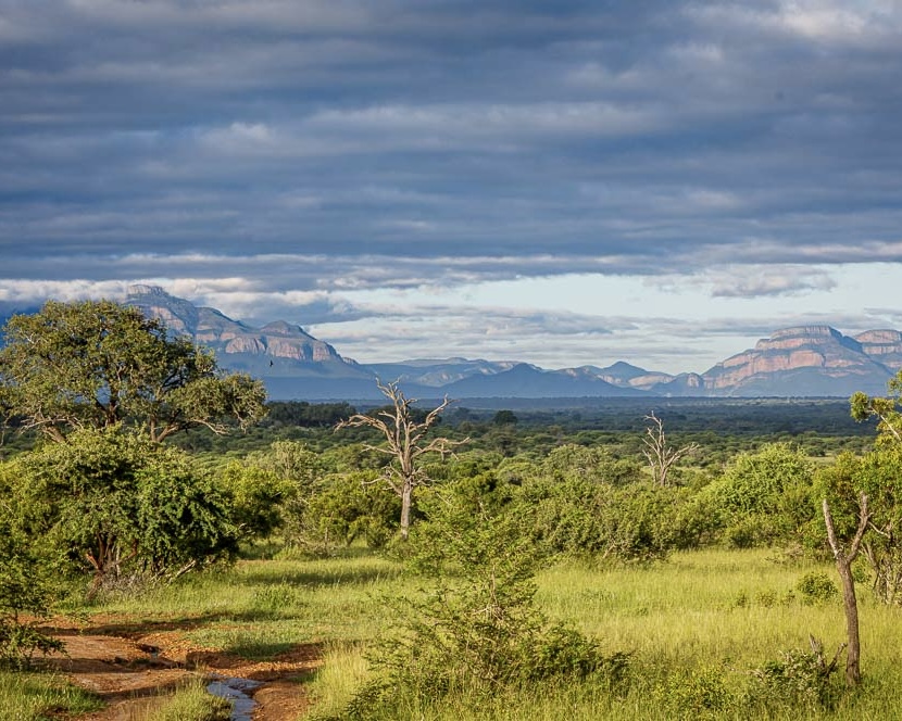 Tanda Tula - First Class Magazine