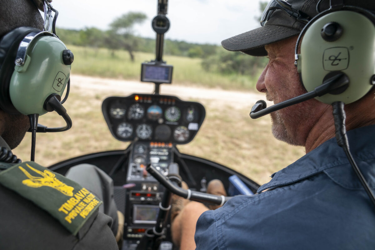 Tanda Tula - First Class Magazine