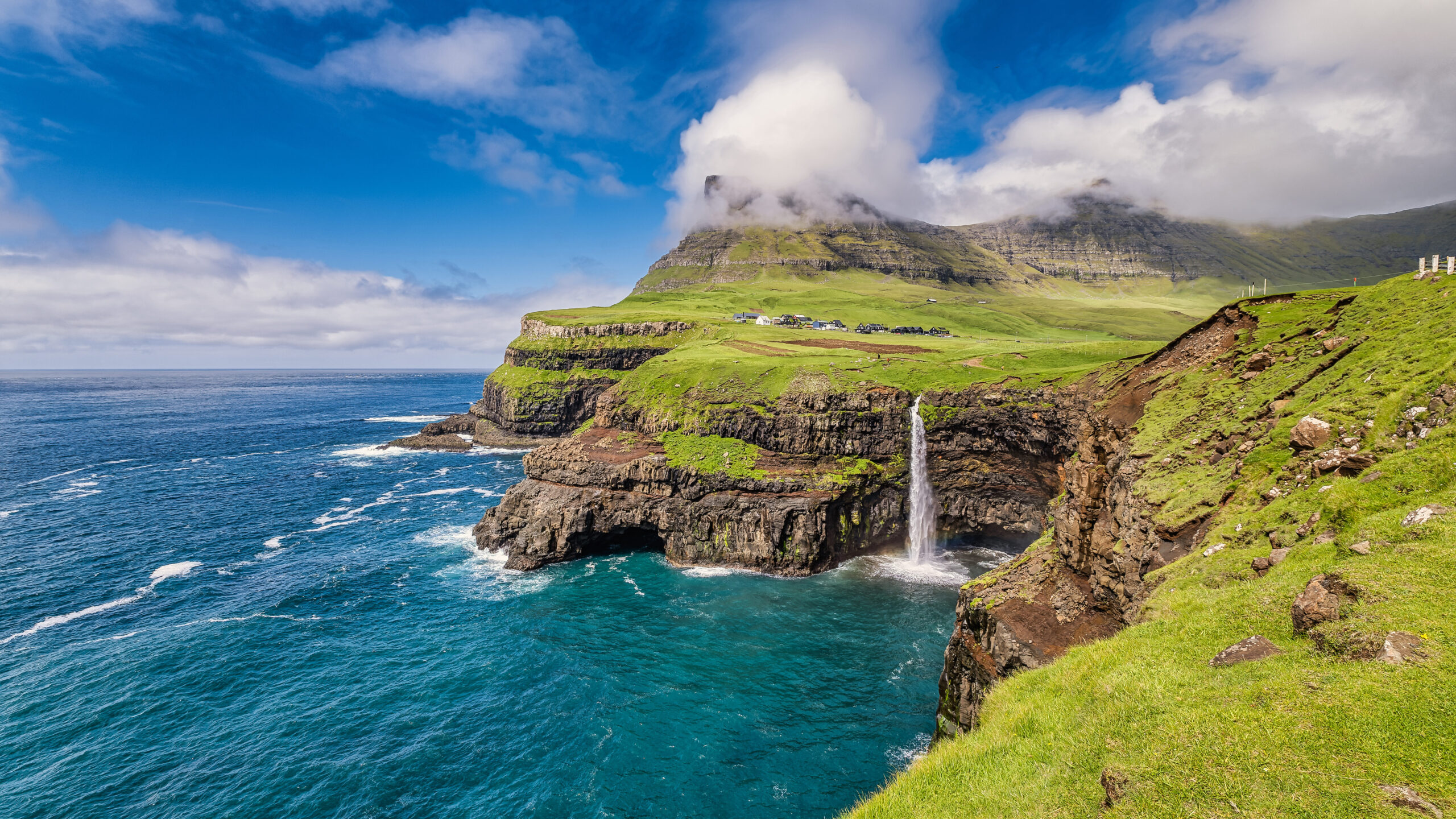 Múlafossur, Gásadalur