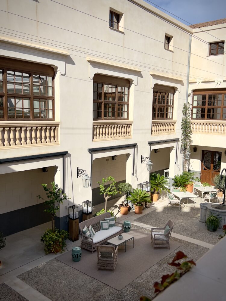 Son Bunyola - First Class Magazine