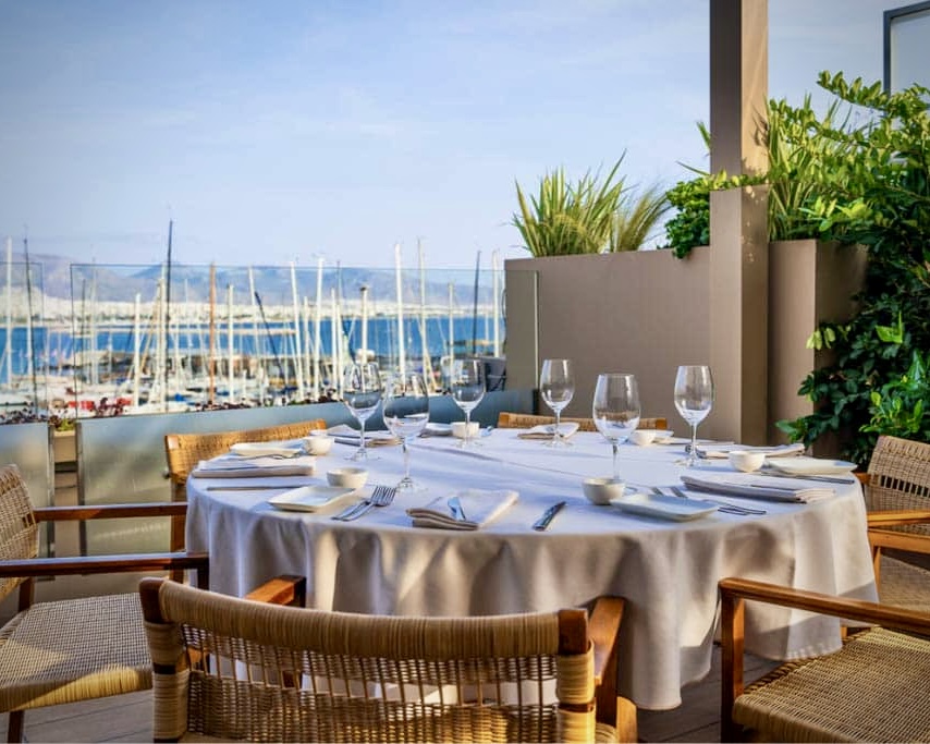 Aten - First Class Magazine